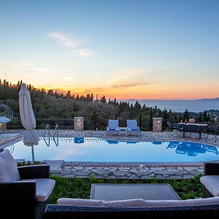 Key Villas Tsoukaládhes Exteriér fotografie