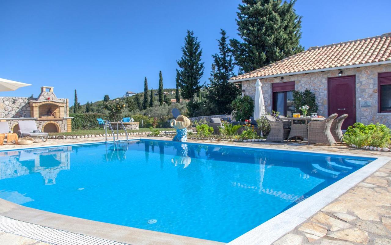 Key Villas Tsoukaládhes Exteriér fotografie